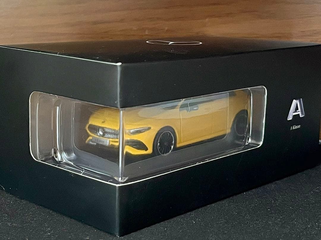 1/43 特注 スパーク メルセデスベンツ Aクラス AMGライン イエロー
