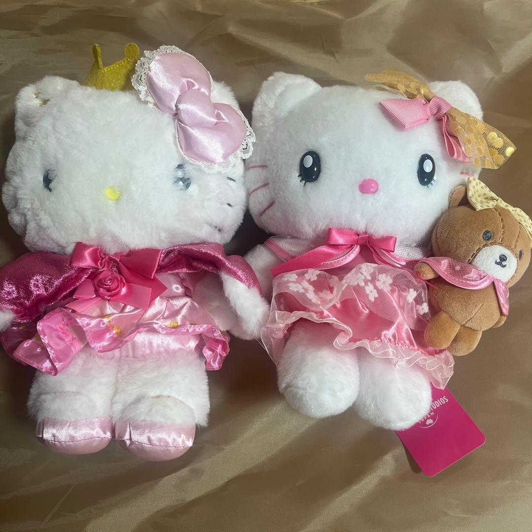 ハローキティ新品　ご当地キーホルダー　ぬいぐるみ　シール　プラモデル　限定 レア