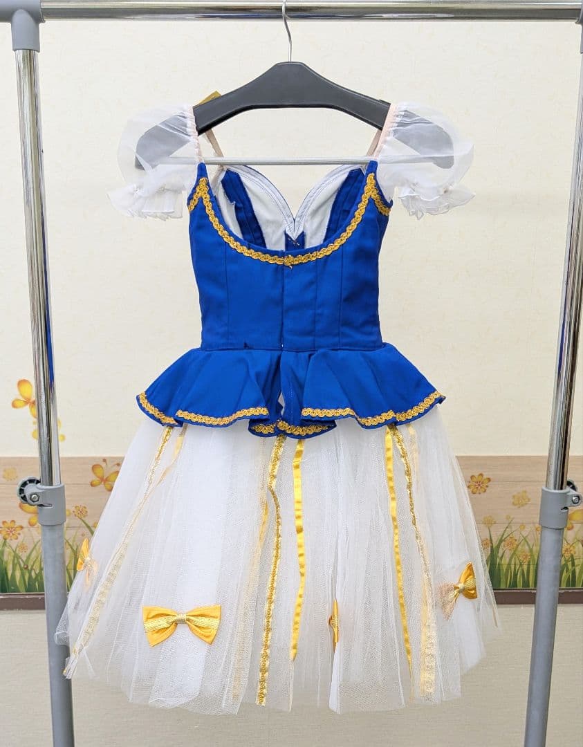 バレエ衣裳/ジュニア 青&白スカート　12着セット　頭飾り付き