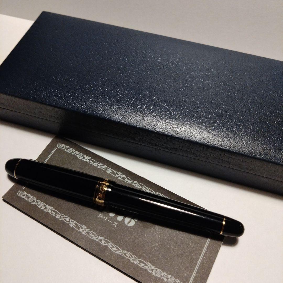 Platinum　#3776　万年筆　黒　14K　SF　585