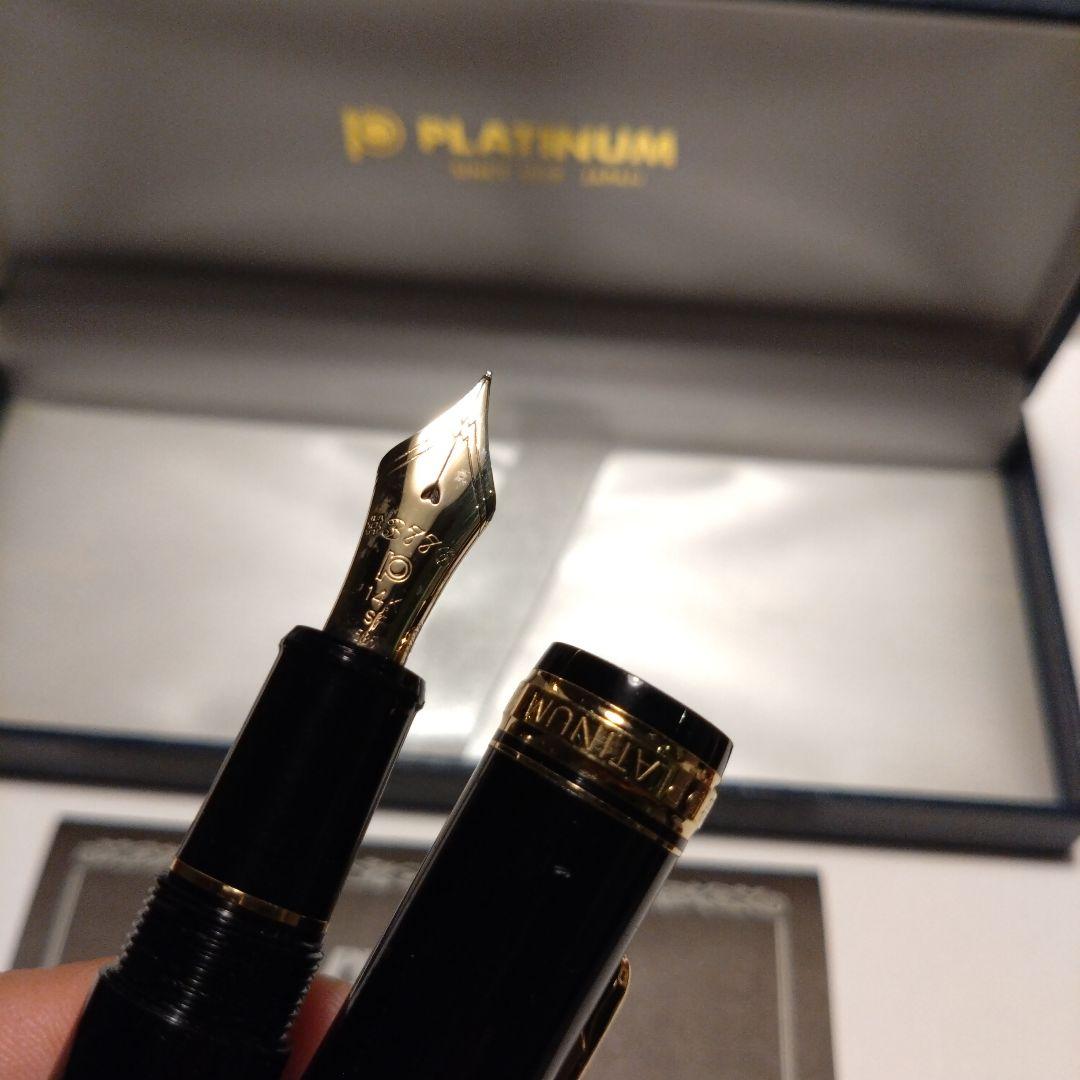 Platinum　#3776　万年筆　黒　14K　SF　585