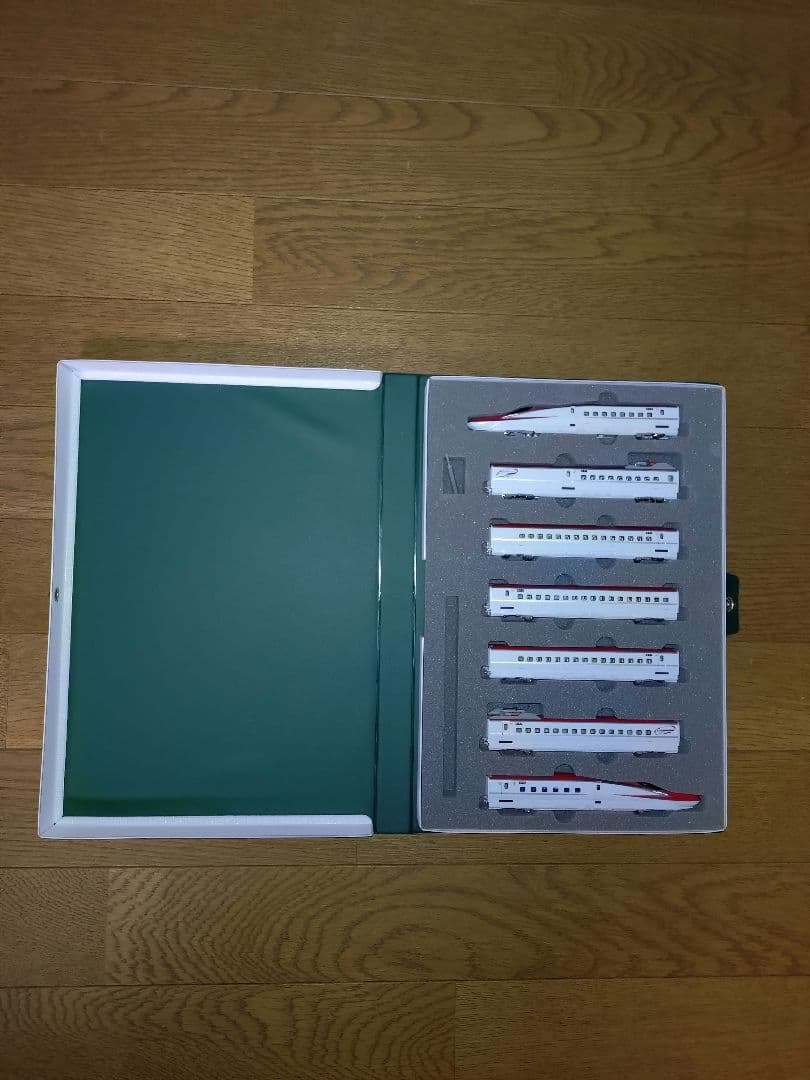 KATO　E6系秋田新幹線スーパーこまち7両編成セット