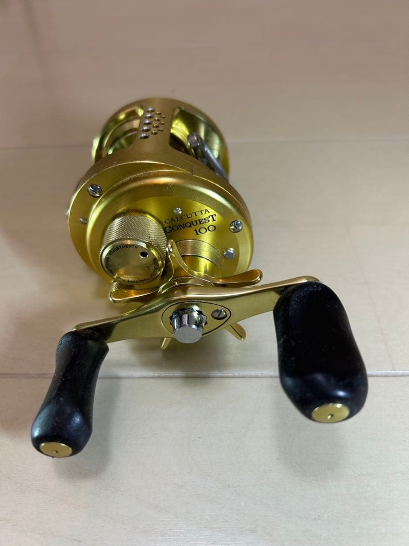 シマノ　カルカッタコンクエスト　100