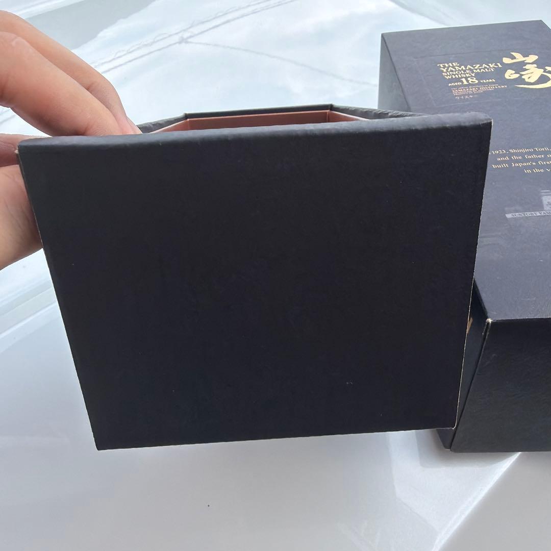 山崎　18年　空箱