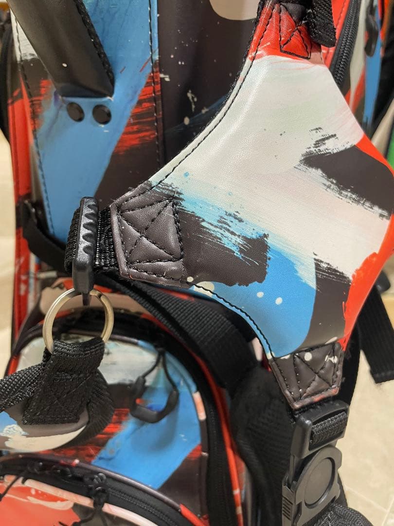 ガワDESCENTE 【万美コレクション】キャディバッグ(スタンド式)9型