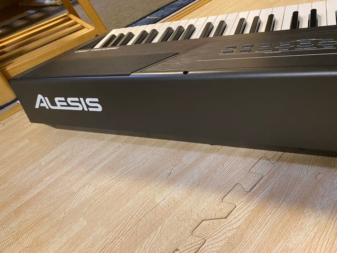 美品　Alesis Recital Pro 88鍵電子ピアノ