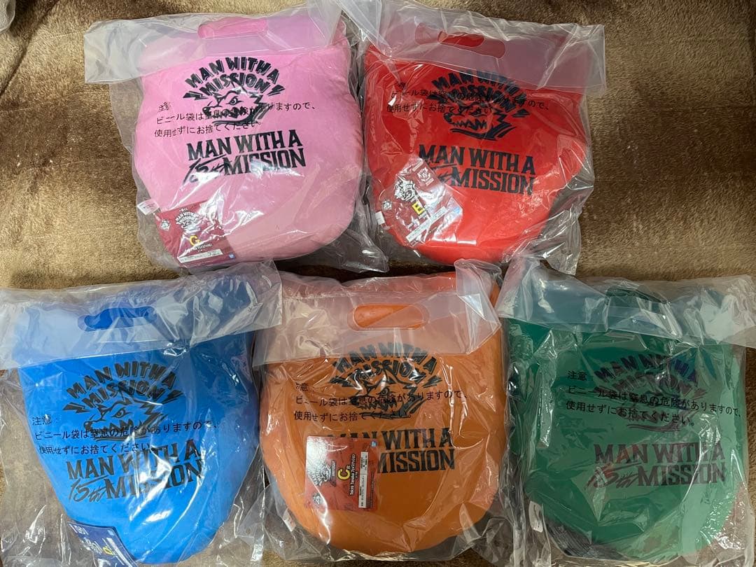 マンウィズ　一番くじ　クッション5種