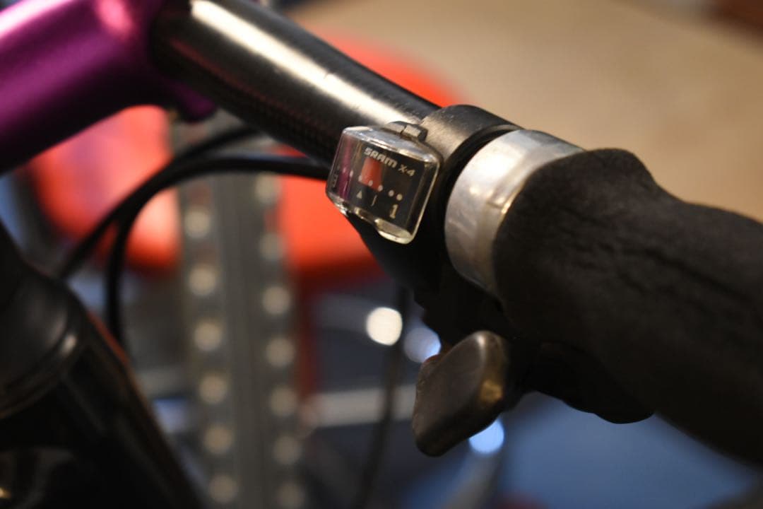 GIANT クロスバイク 軽量アルミフレーム 700C