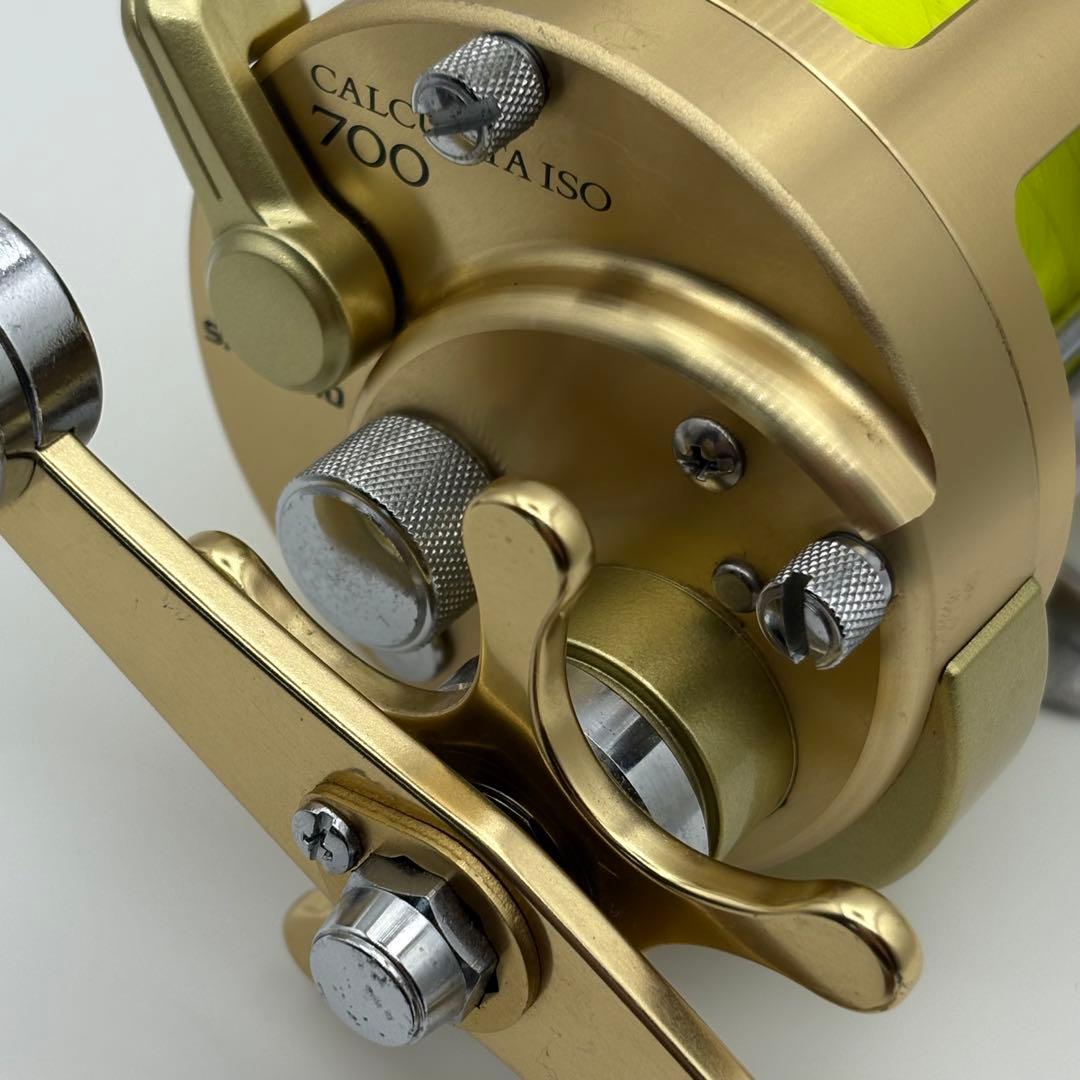 SHIMANO CALCUTTA ISO 700 シマノ カルカッタ リール