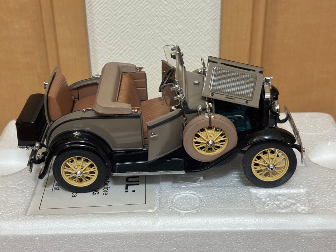 1/24 1931 フォード・モデル-A ロードスター