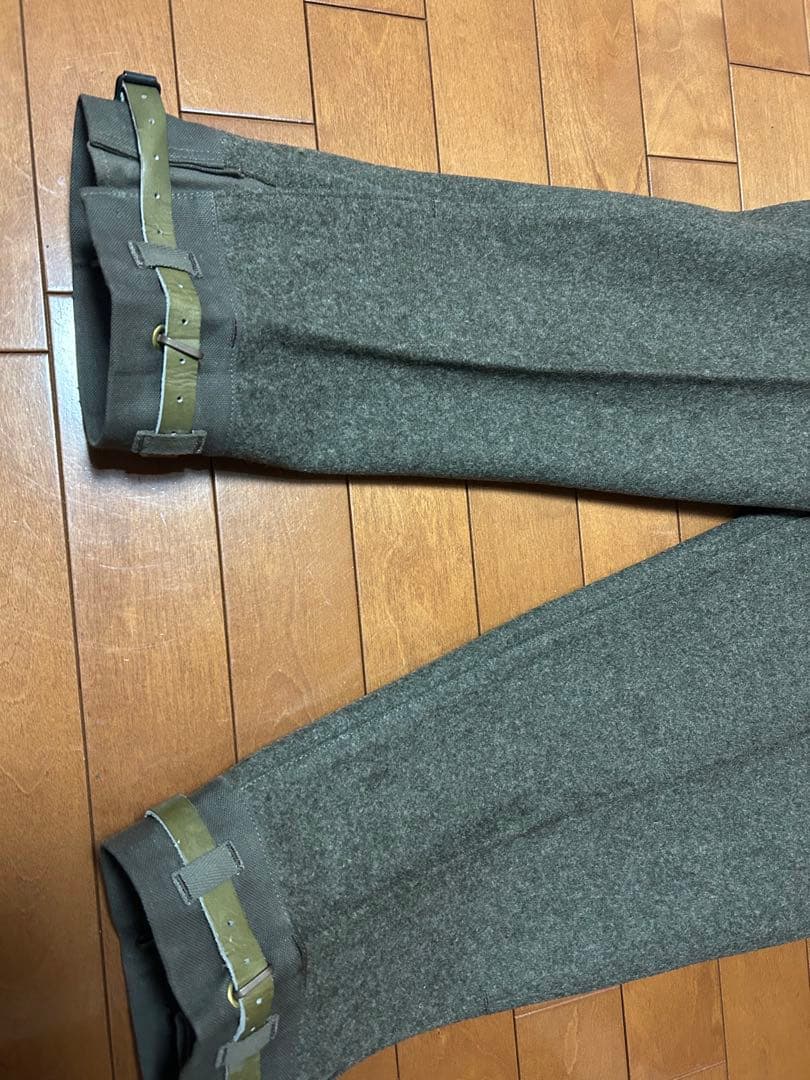 スウェーデン軍　M39ウールカーゴパンツ　軍パン　サバゲー　実物　グレー