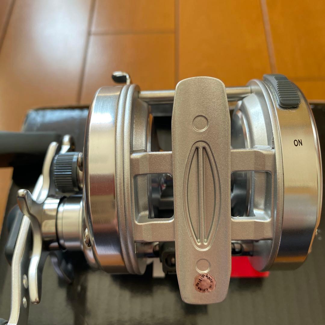 Abu Garcia ambassadeur 5501S ベイトリール