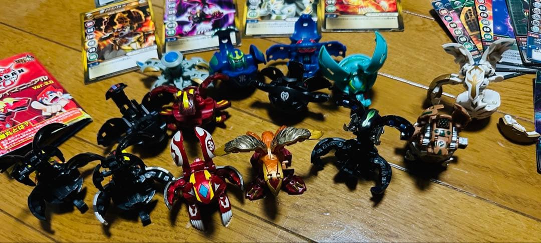 爆丸 14体 カード まとめ売り ドラガオン ムニキス ガノレーダ