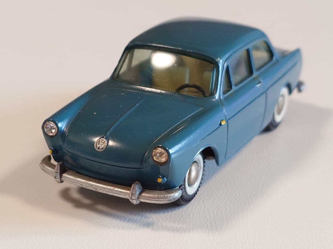 ミニカー TEKNO NO.828 VW 1500