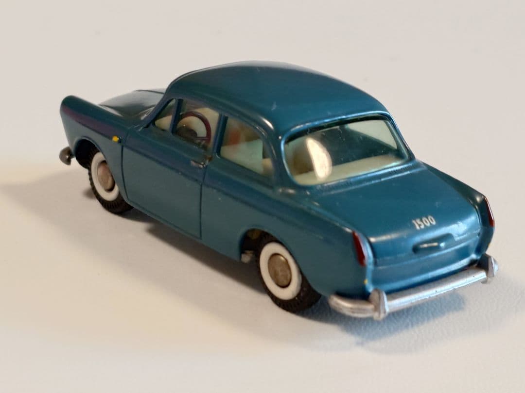 ミニカー TEKNO NO.828 VW 1500