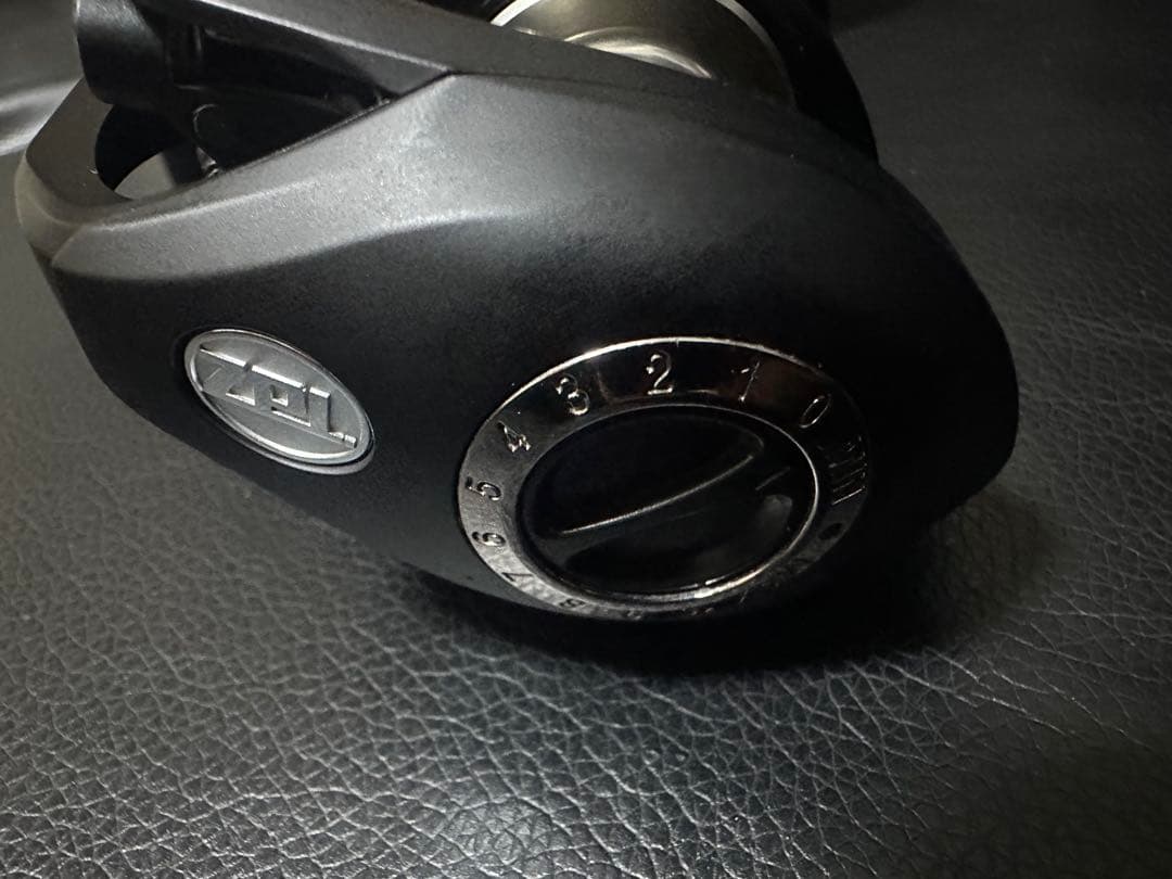 ALANCE NS R ベイトリール 6.3:1 右ハンドル