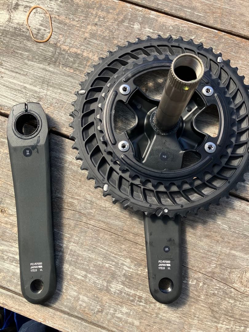 Shimano 105 FC-R7000クランクセット 52-36 11S