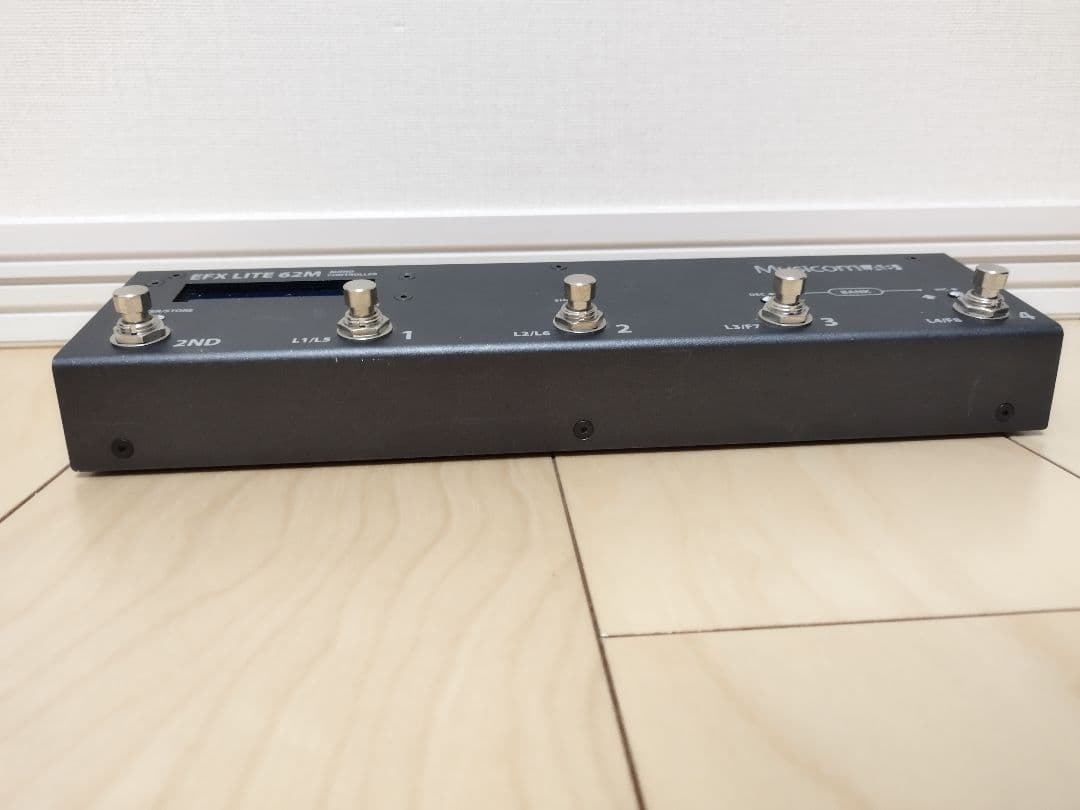 Musicom Lab EFX LITE 62M プログラマブル スイッチャー