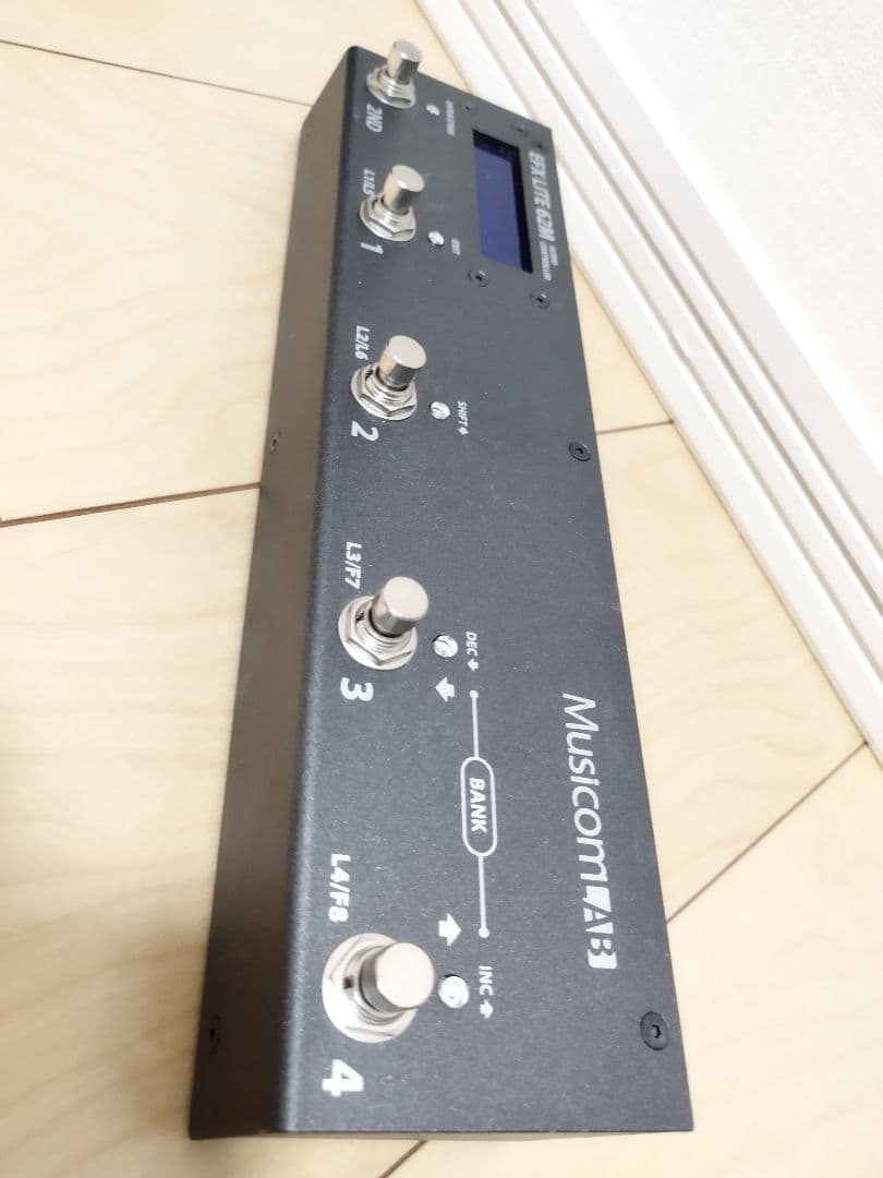 Musicom Lab EFX LITE 62M プログラマブル スイッチャー