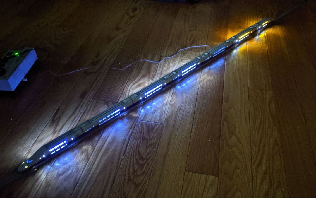 KATO E4系MAX 8両セット(室内灯組み込み)