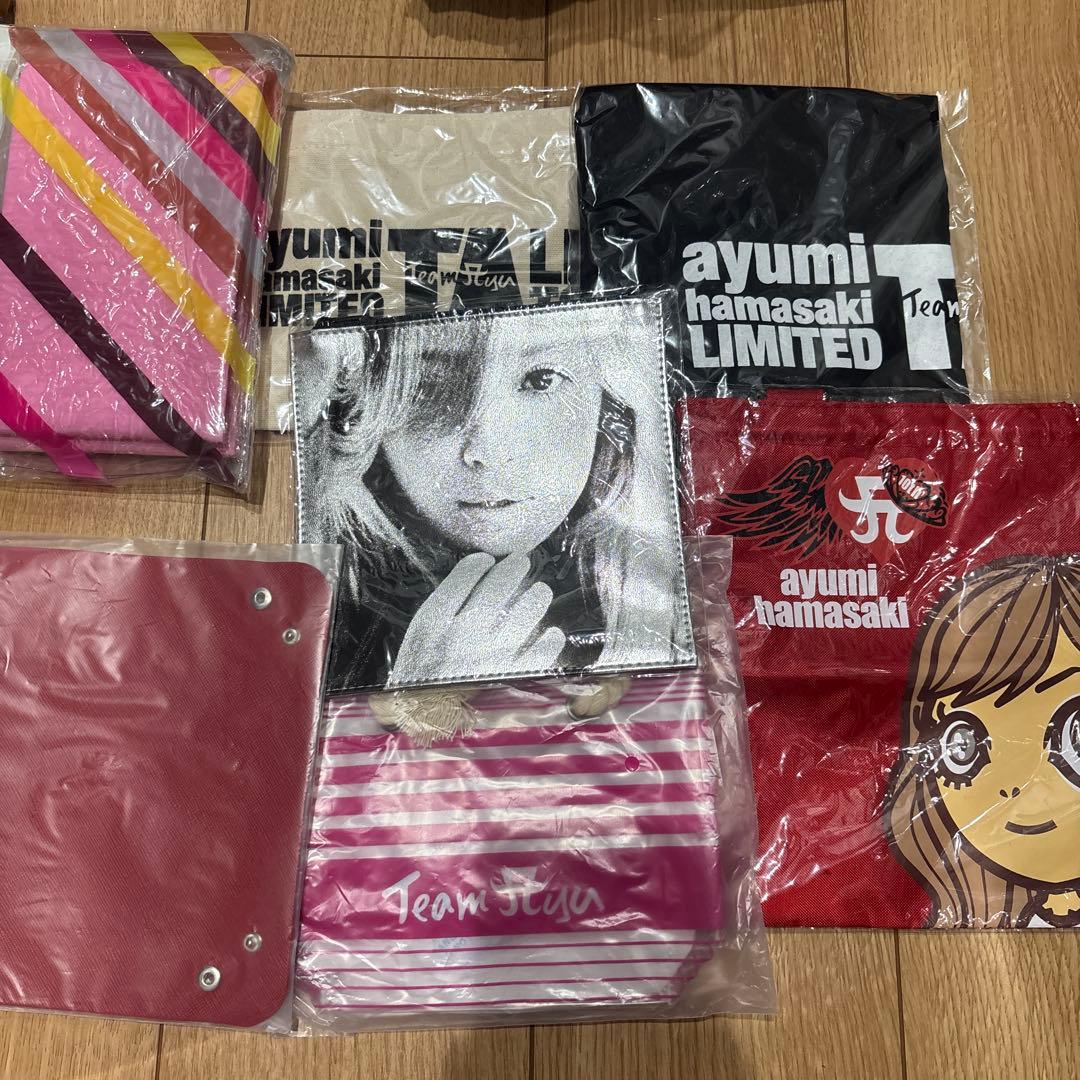浜崎あゆみ ポーチ類 ファンクラブ限定も 新品未使用 7点まとめ売り