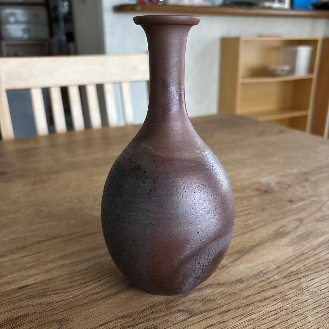 備前焼　伝統工芸品　一輪挿し　作家名あり　ヴィンテージ