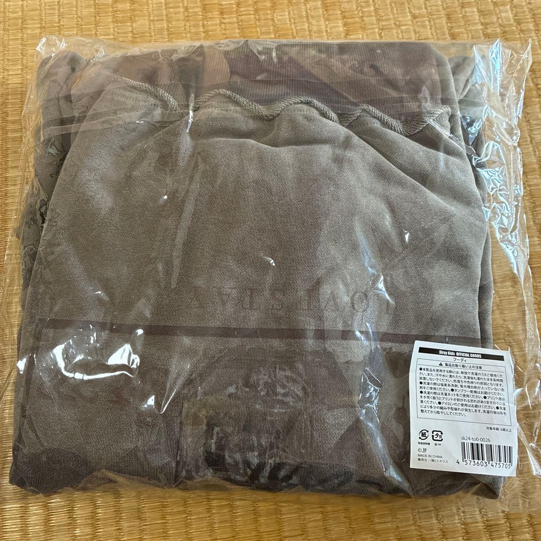 straykidsヒョンジンプロデュースフーディ　ジニレットミニボアキャップ付き