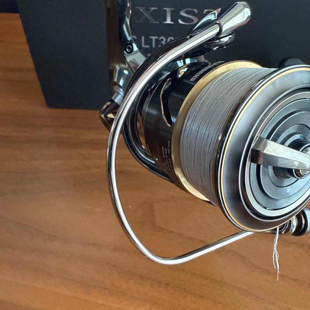 リール EXIST PC LT3000-XH