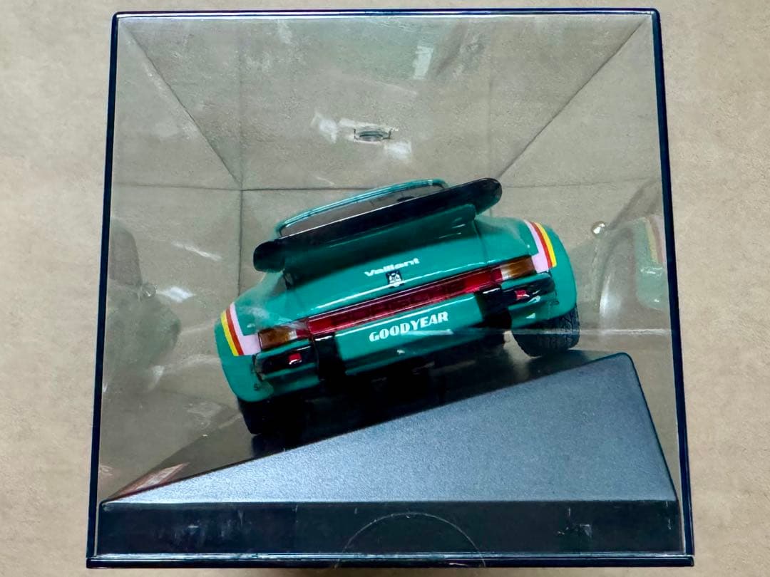 京商 Mini-Z ポルシェ 934 RSR ターボ バイラント 未使用品