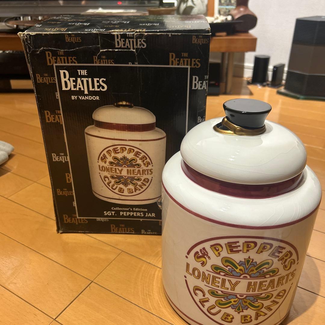 ビンテージ　The Beatles Sgt. Pepper's クッキージャー