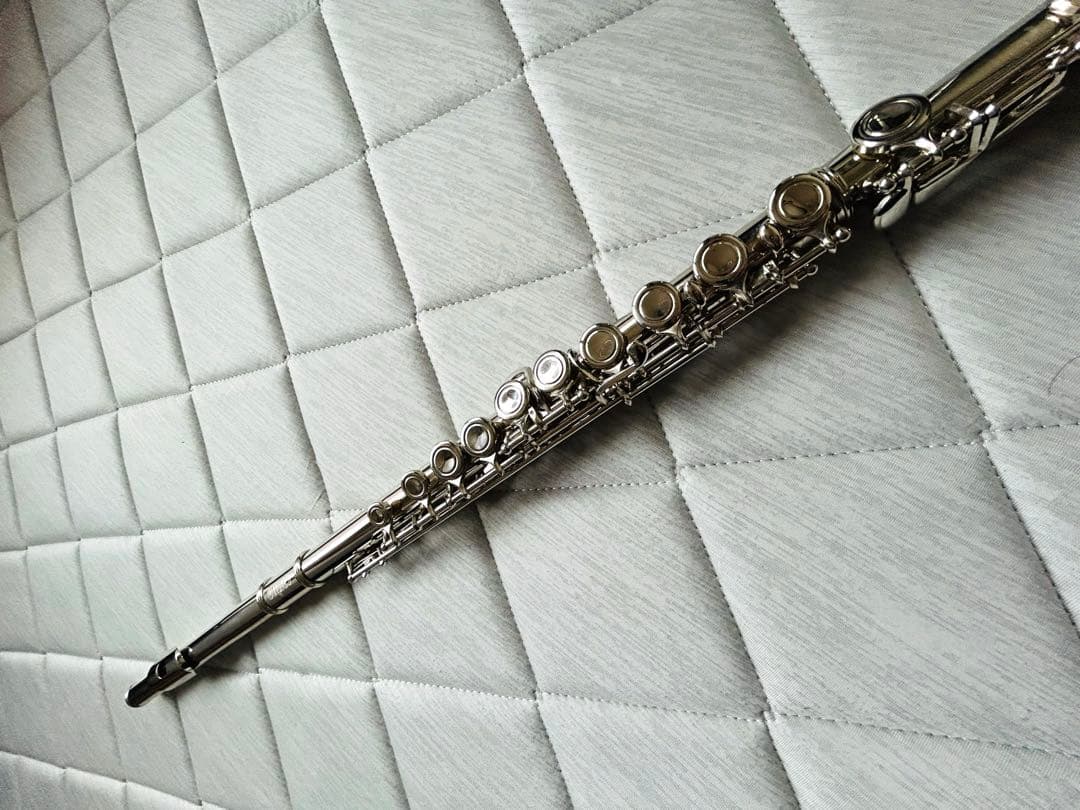 初心者用フルート　カリーナ　ニッケルメッキ