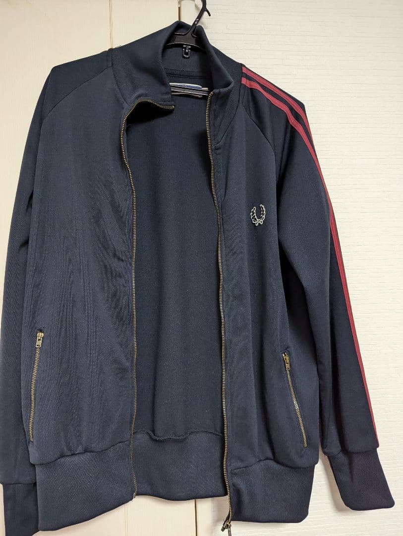 【最終値下げ】Fred Perry ネイビー ジャケット M