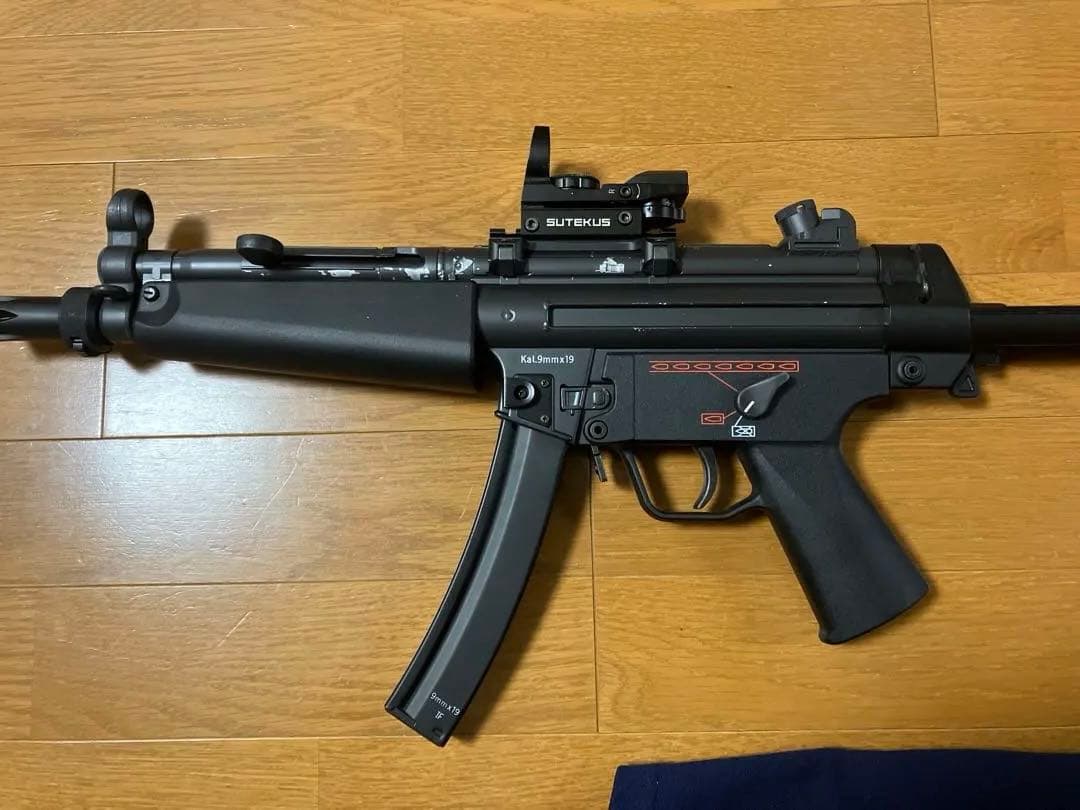 東京マルイ スタンダード電動ガンMP5A5リペイントVer ケース付き