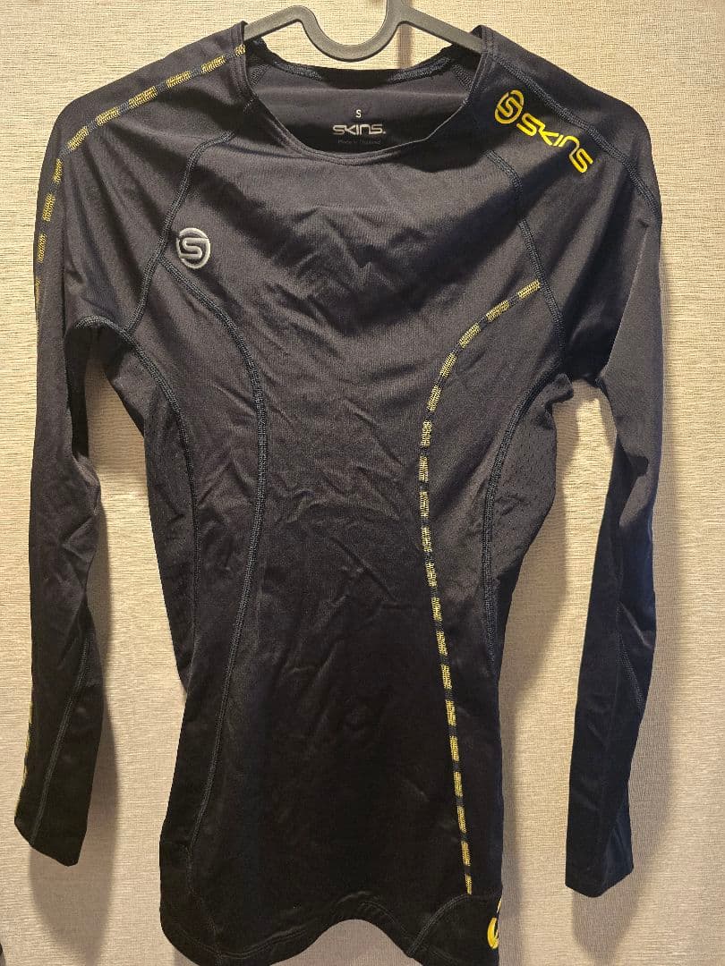 SKINS コンプレッションウェア Sサイズセット