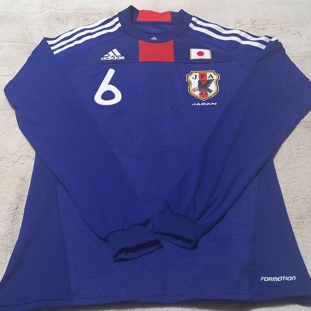 『長袖』内田篤人(うちだあつと・鹿島、シャルケ、ウニオンベルリン)