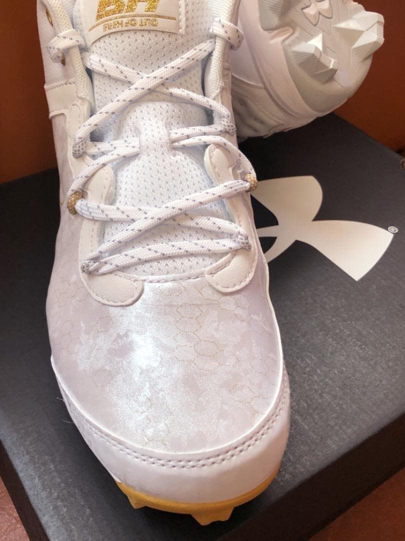 新品2026年USA国内限定アンダーアーマー野球ハーパー8MidRm30cm