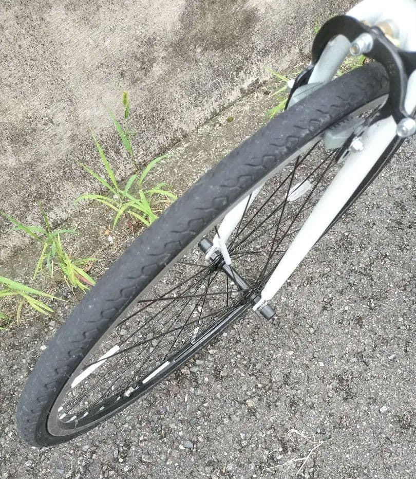 【手渡しのみ】700C クロスバイク 外装6段　ホワイト　美品