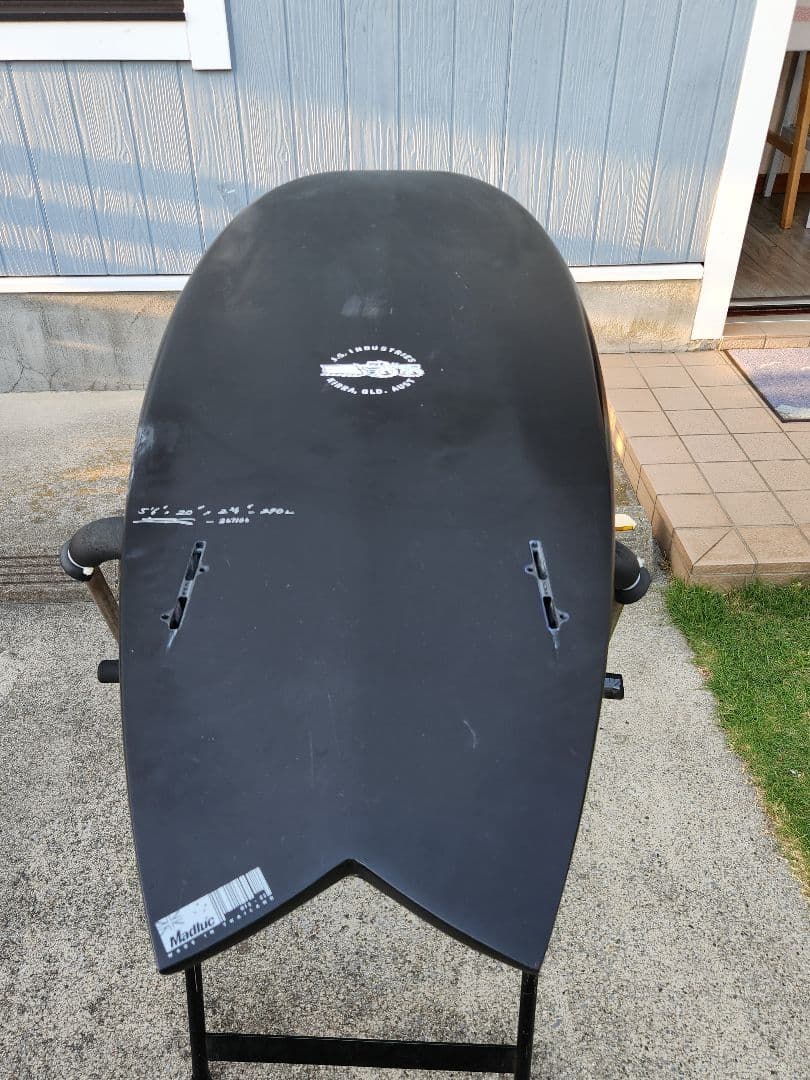 早い者勝ち＜送料込み＞JS EPS 5.6 Black Baron