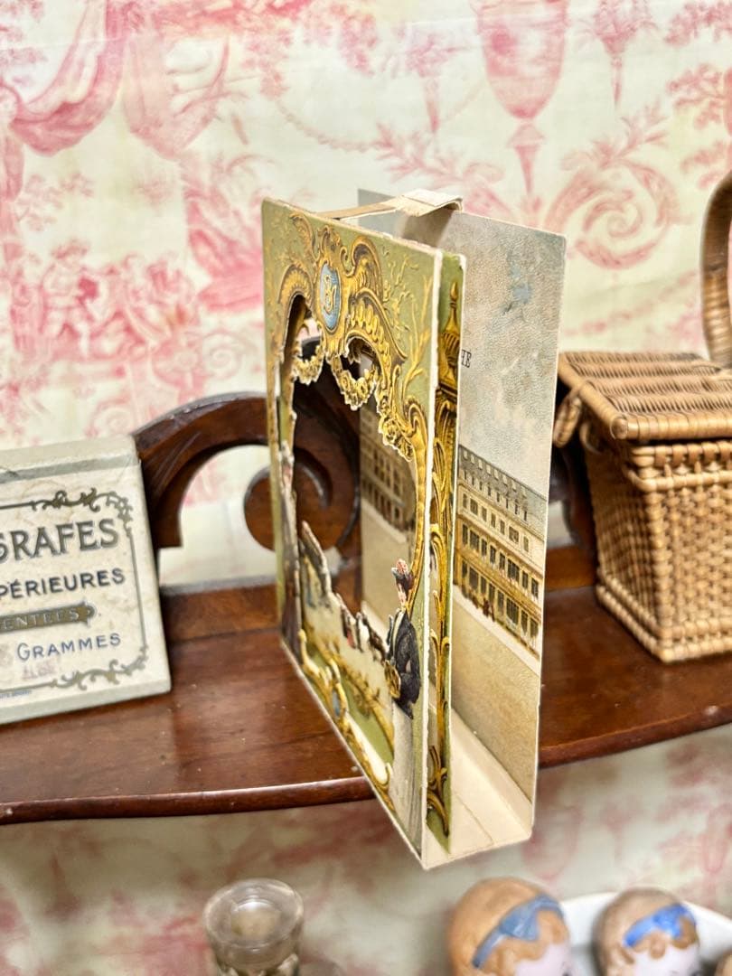 フランスアンティーク　ボンマルシェ　立体クロモカード　19世紀末