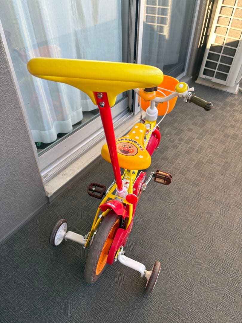 アンパンマン　幼児用自転車　12インチ