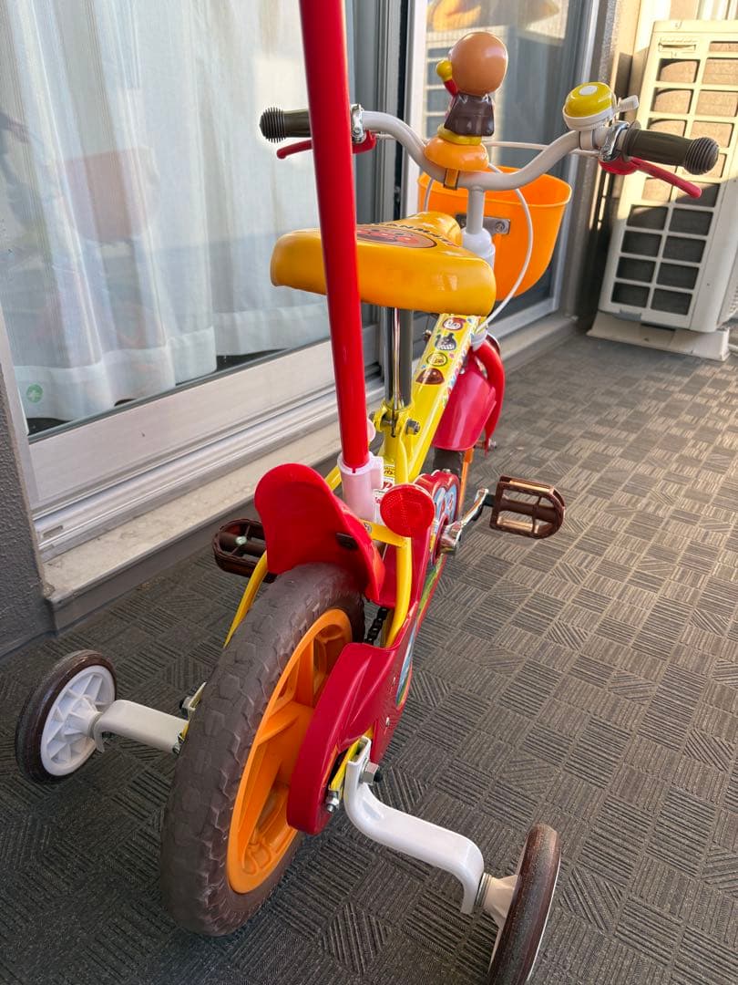 アンパンマン　幼児用自転車　12インチ