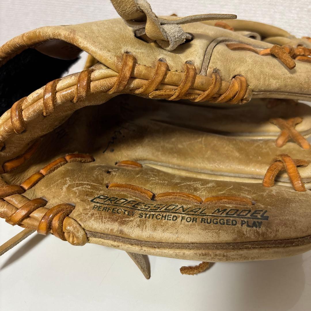 ミズノ グローブ　赤カップ　限定品