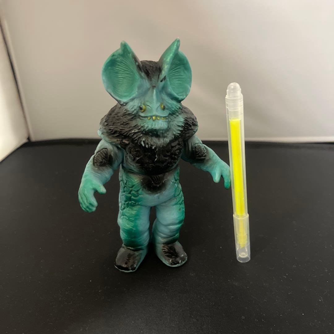 ウルトラマン 怪獣フィギュア　ソフトビニール