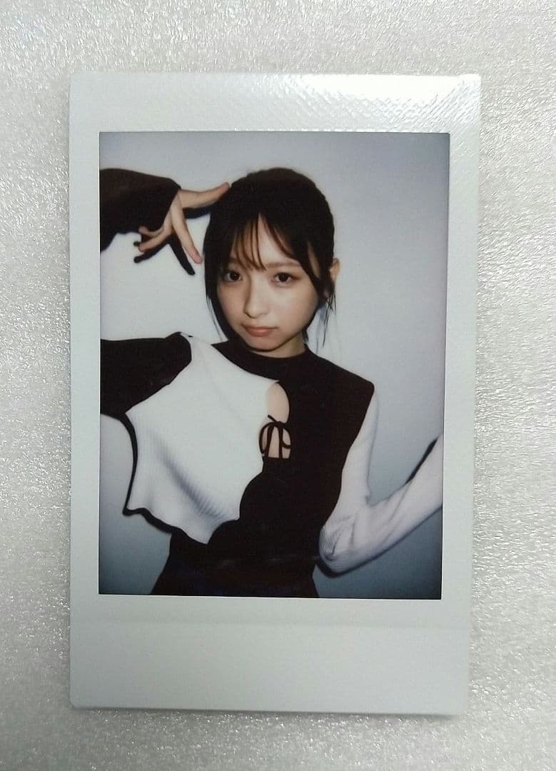 一ノ瀬瑠菜★チェキ1★シャルロット