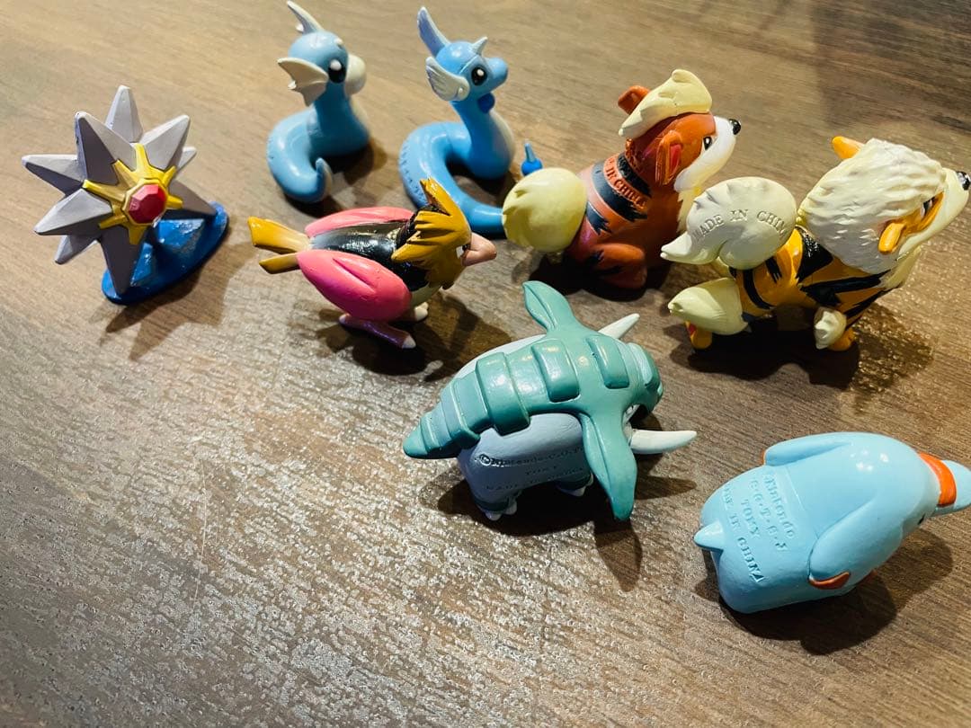 【美品】ポケモン　モンコレ 8点