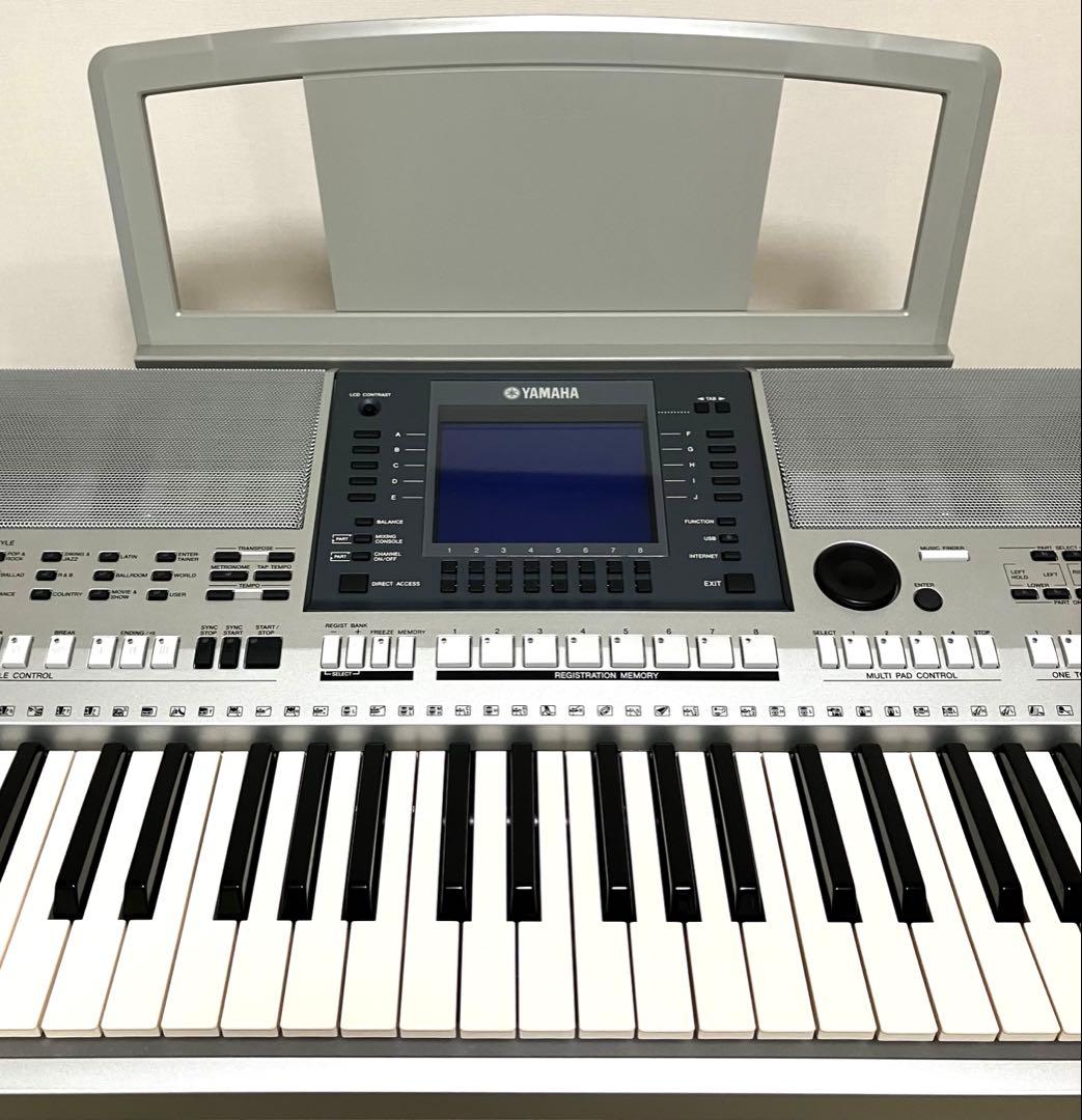 美品 送料無料 動作保証 YAMAHA PSR-S700 ポータブルキーボード
