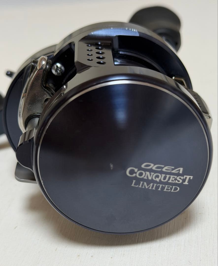 シマノ(SHIMANO) 20 オシアコンクエスト リミテッド 200PG(右)
