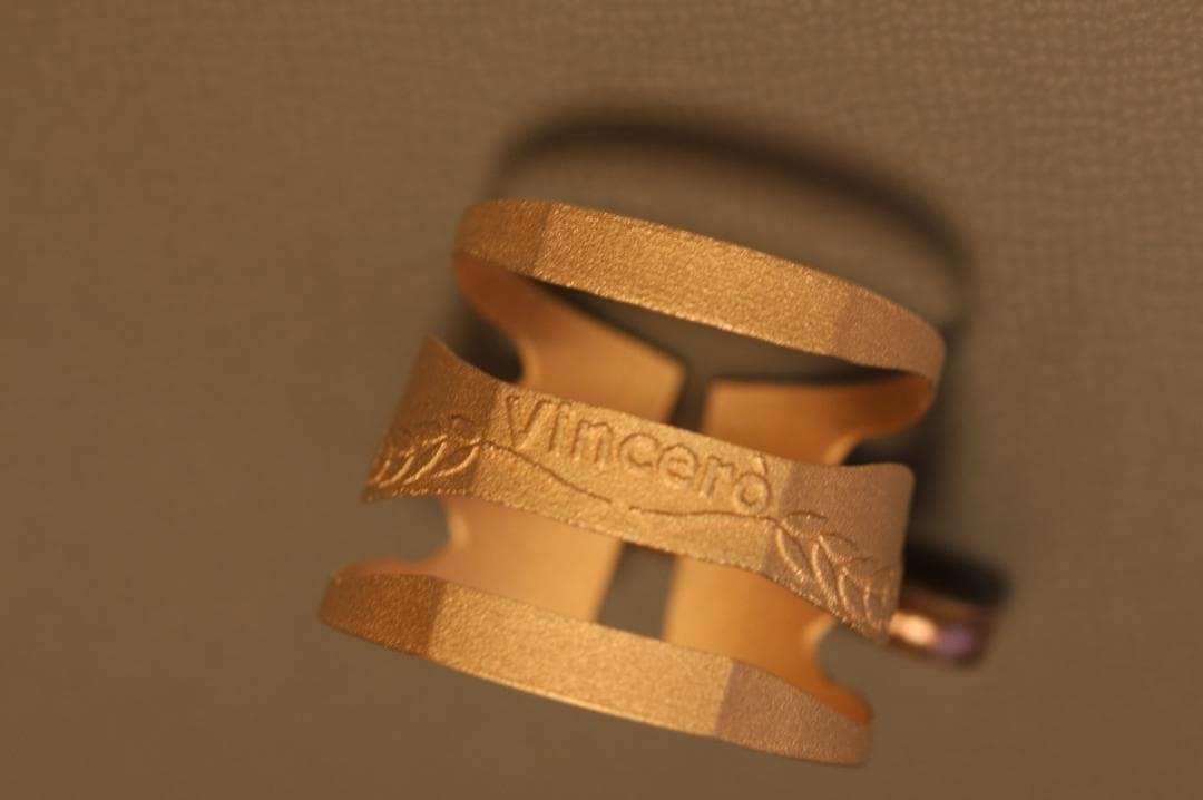 プレイニック リガチャー　PGP アルトサックス用　ビンチェロ