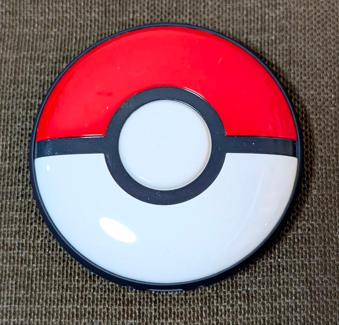 ポケモン GO Plus モンスターボールデザイン