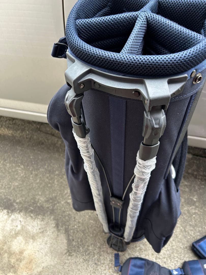 超美品ブリーフィング　キャディバッグ＋ヘッドカバー